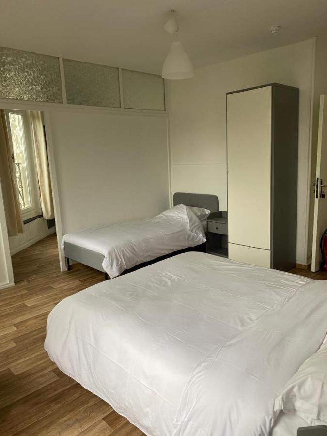 Hotel Du Centre 鲁贝 外观 照片